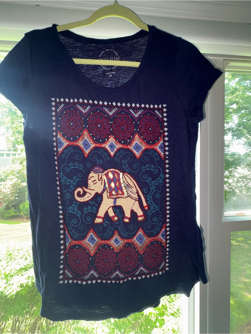 Lucky beaded Elephant Short Sleeve Tee